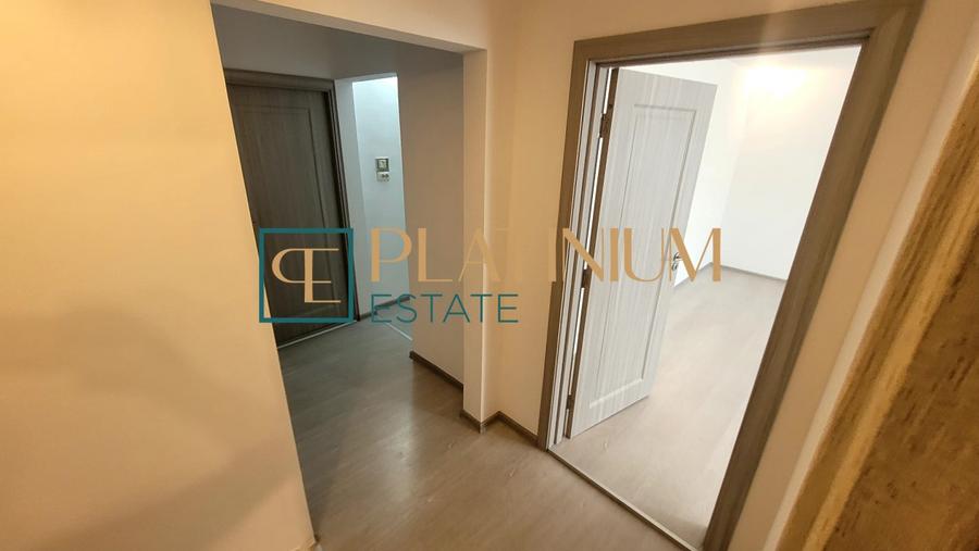 Apartament cu 3 camere decomandat, mobilat în Aradului
