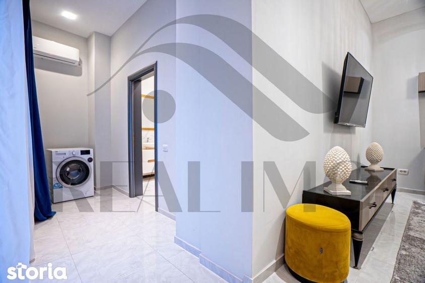 Apartament cu 3 camere, mobilat în Central