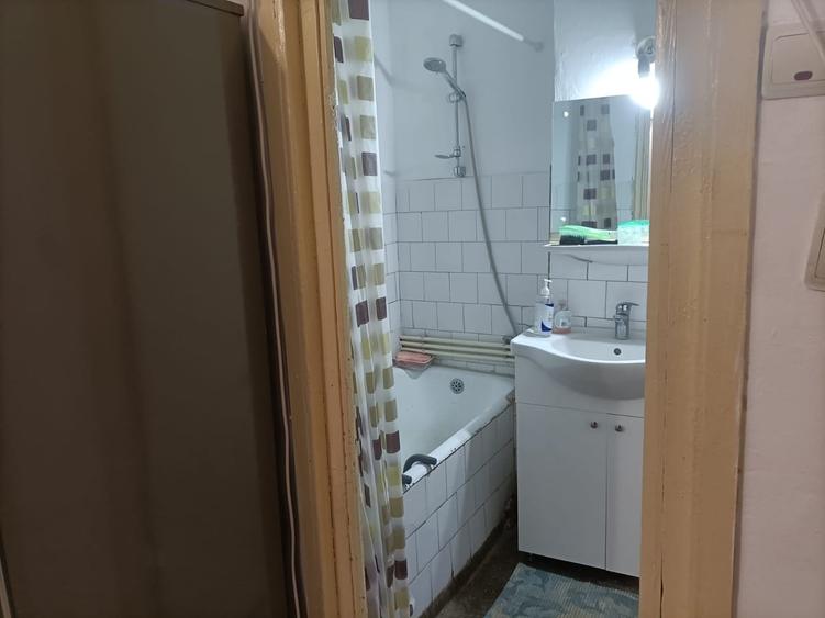 Apartament cu 2 camere semidecomandat în Ultracentral