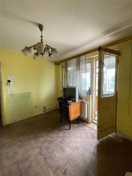 Apartament cu 2 camere semidecomandat în Apollo