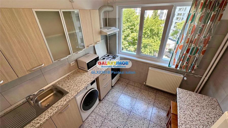 Apartament cu 3 camere decomandat, mobilat în Dristor