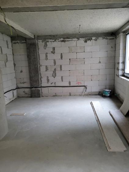 Piata Ovidiu - spatiu comercial cu vad pietonal - 5