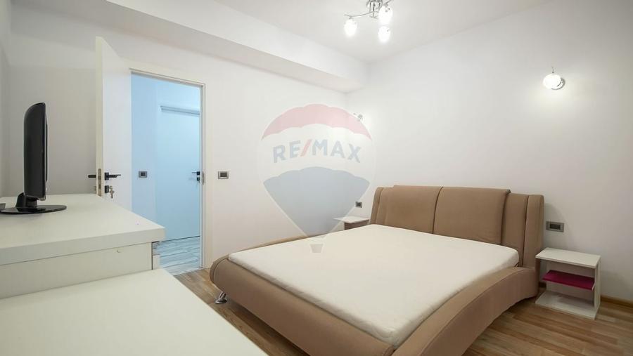Apartament spatios de inchiriat - 3 camere Isaran - 4