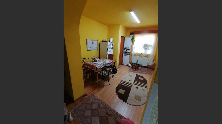 Casă cu gradina 1255mp cu sere, Copaceni , 25km de Cj-N,comision 0% - 17