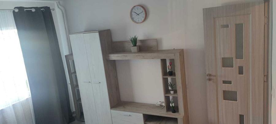 Vand garsoniera zona tic tac - 2