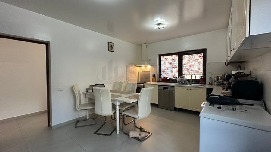 REV2005030 Casa l 4 Camere l Sisesti - 10