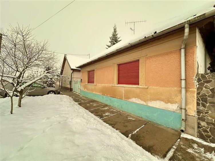 Casa cu  3 camere. Zimandul Nou. - 2