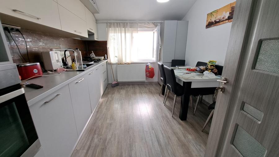 Km 5 Apartament 2 camere decomandat, la Mansarda 48 mp.incalzire pe gaze, liber - 9