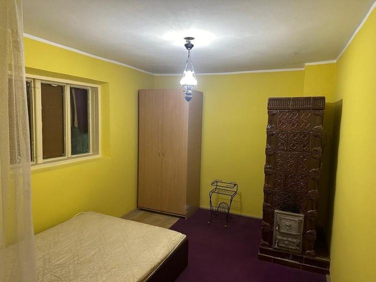 Casă cu 4 camere în Broscăuți