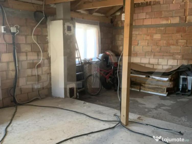 Casa de vanzare in Zarne?ti zona retrasa, langa - 5