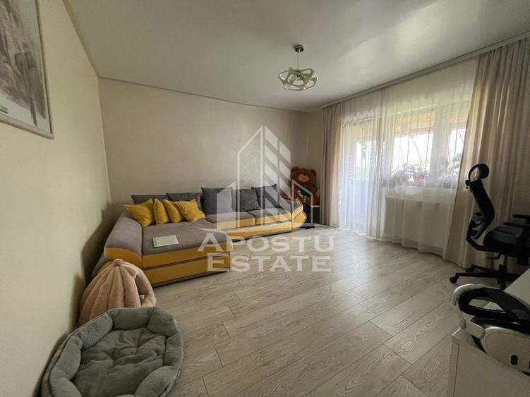 Apartament 3 camere, decomandat , 2 ba?i, complet mobilat s?i utilat - 1