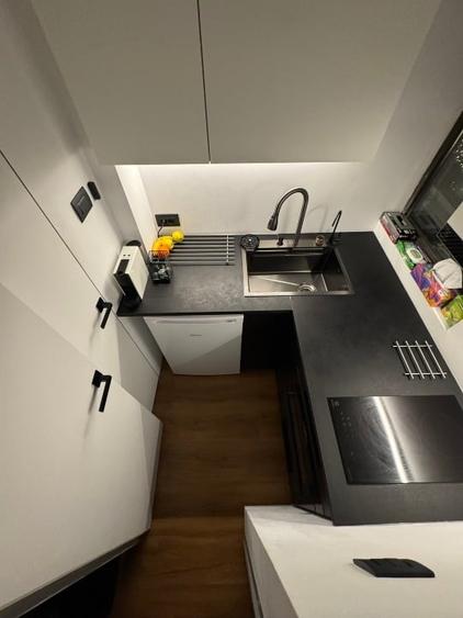 proprietar Smart Luxury Studio | Universitate | Romarta | Capsa - 4