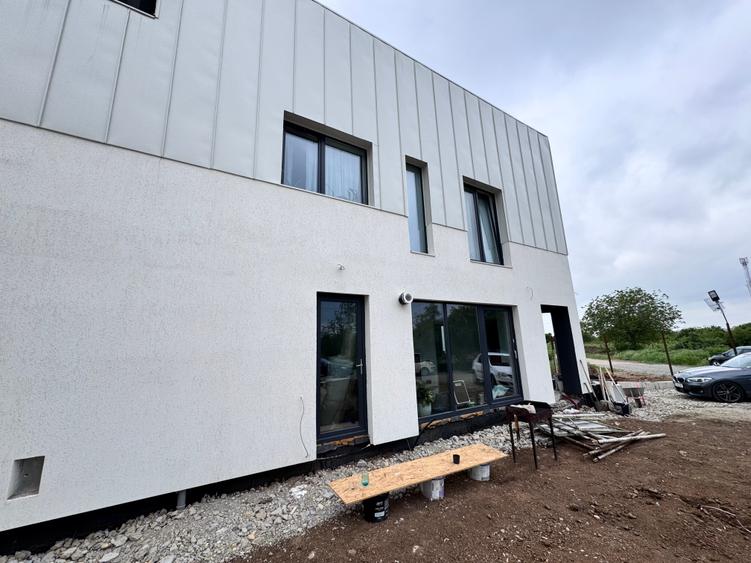 Casa deosebita P+1+M. 4 cam. Util 145mp. Teren 320mp - 6