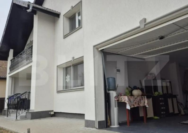 Vand sau schimb cu apartament vila superba cu 3 dormitoare - 1