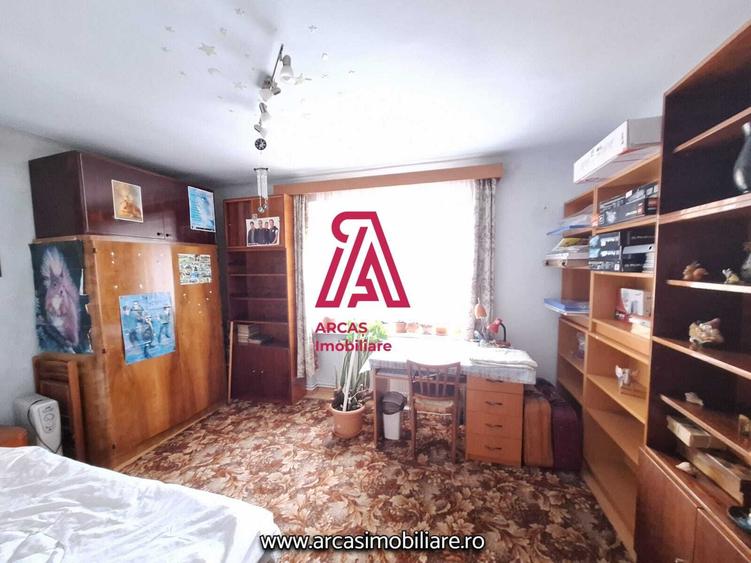 Casa de vanzare 7 camere, teren 1000 mp Sub Arini! - 23