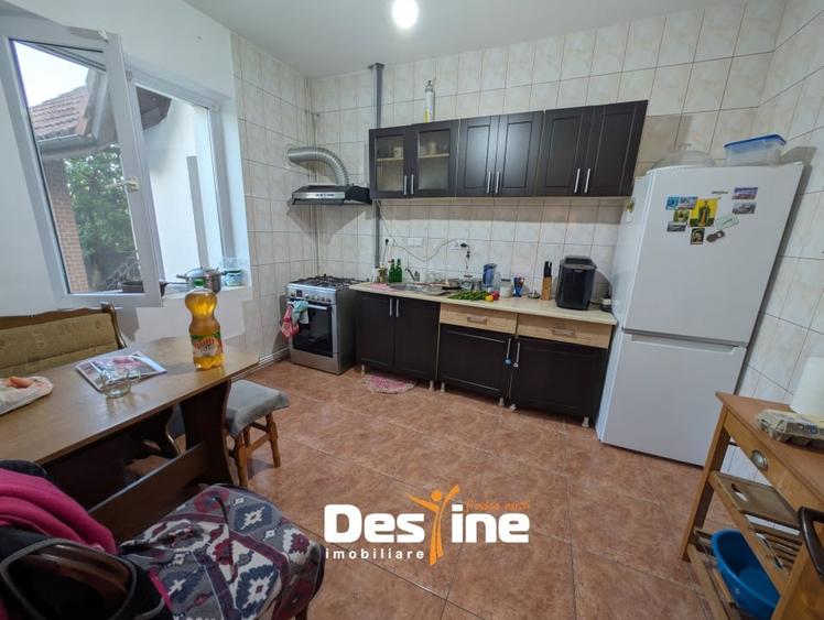 Vila D+P+1+M 6 camere 180 m utili 1000 mp teren utiliati, Lidl Bucium - 11