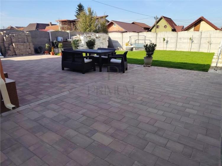 Casa individuala Plopi - Panouri fotovoltaice - Mobilat si Utilat. - 1