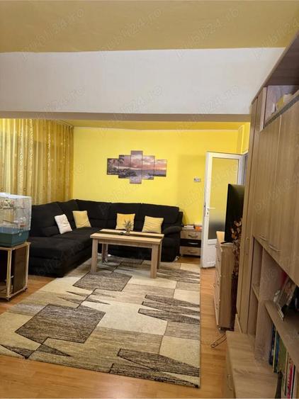 Apartament 4 camere in Turda,centru - 1