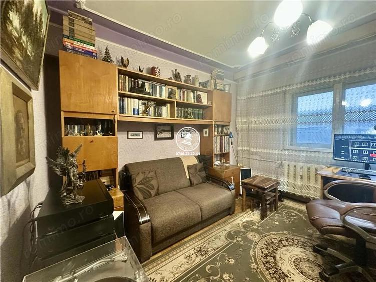 Apartament 3 camere de vanzare Centru - 6