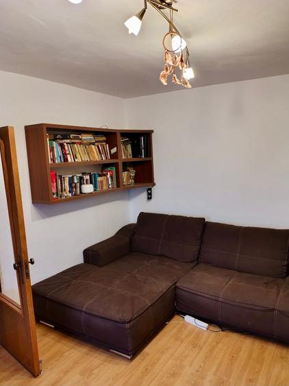 Vanzare apartament 4 camere Militari Uverturii - 1