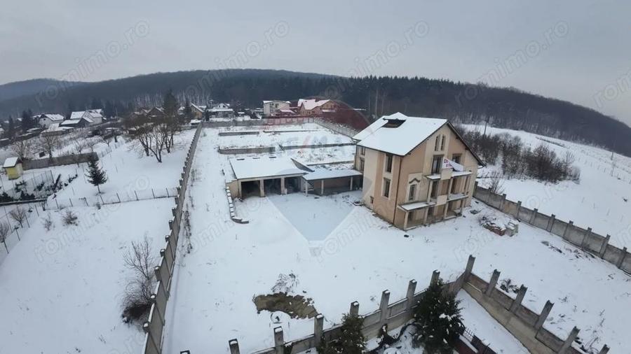 Oportunitate de investi?ie in apropierea noului spital din Livezeni - 3