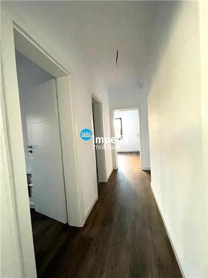 Casa plan parter tip duplex de vanzare,400 mp curte si garaj Breazu - 6