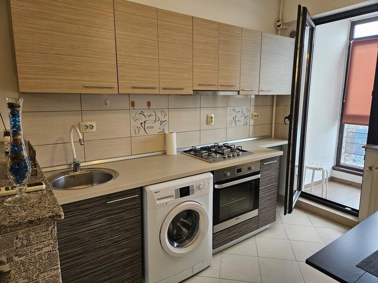 De Vanzare Garsoniera Dubla zona Bucuresti Noi - Bazilescu - 11