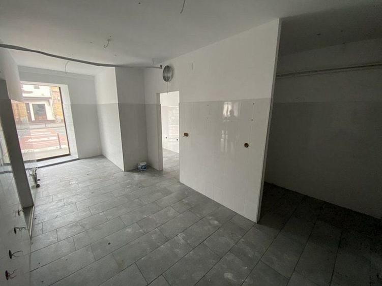 Spatiu comercial in centrul Brasovului - 3