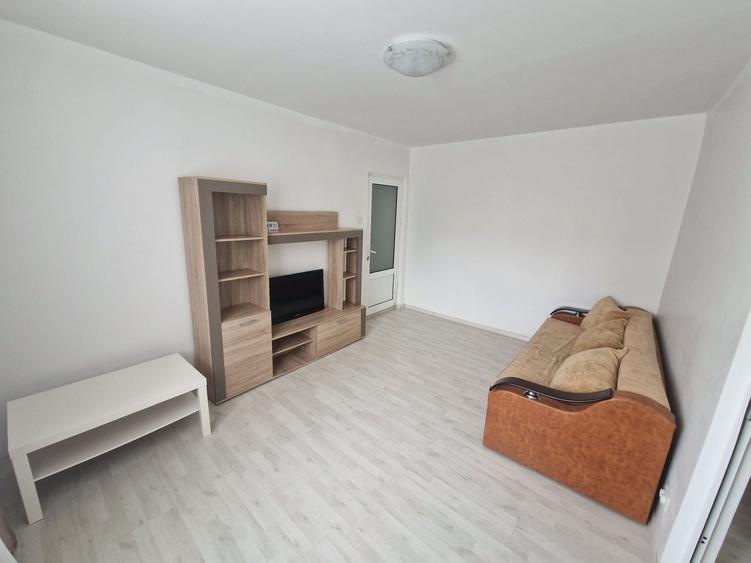 Proprietar vand apartament in Baicoi,zona blocuri Liliesti! - 6