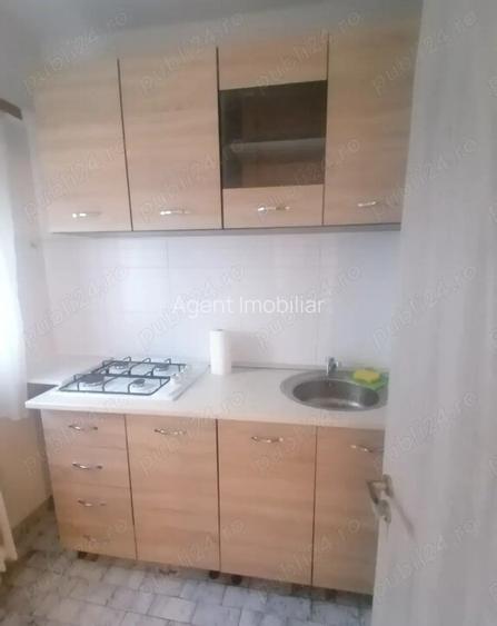 Dristor etaj 3 semidecomandat