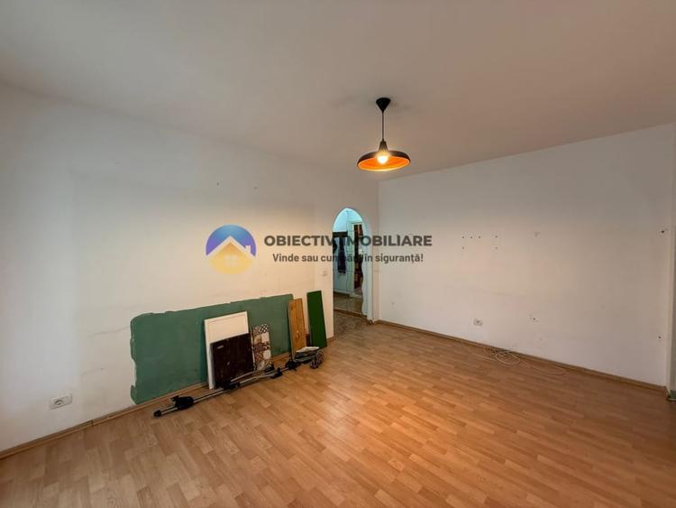 Apartament de vanzare - 2 camere - Precista / Parter - 4