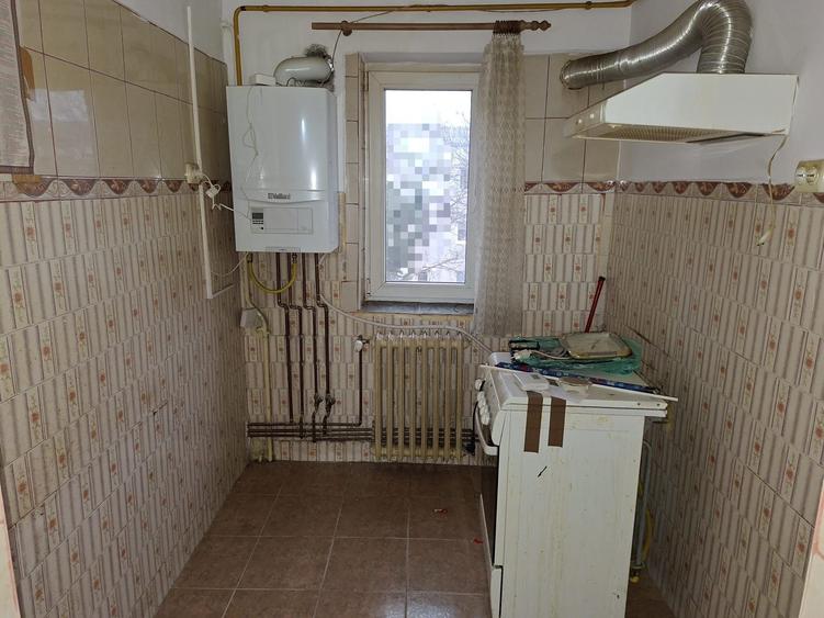 Apartament cu 2 camere, zona Canta - 5