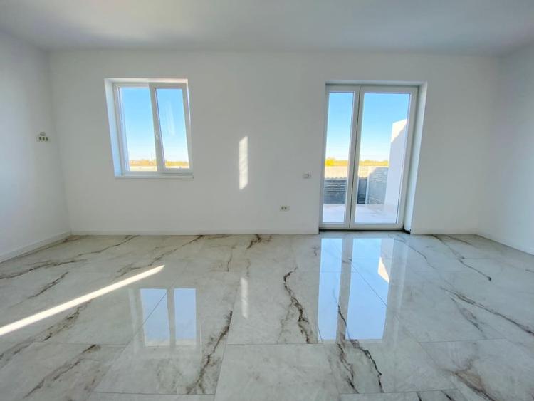 PROPRIETAR- comision 0% Duplex pe parter! Remetea Mare - 3