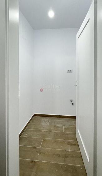 Complex Urban Plaza - 10