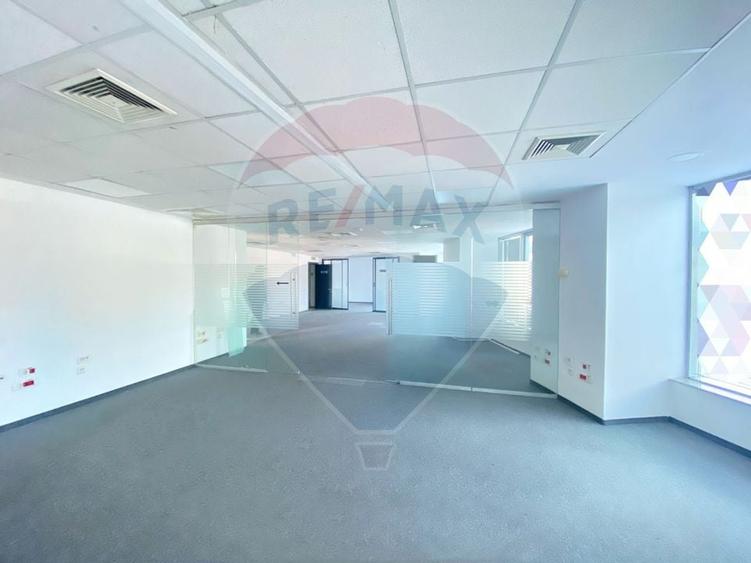 Spațiu comercial / spatii de birouri de închiriat Central - 5