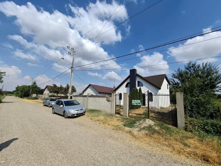 Casa de vanzare Botarlau - 1