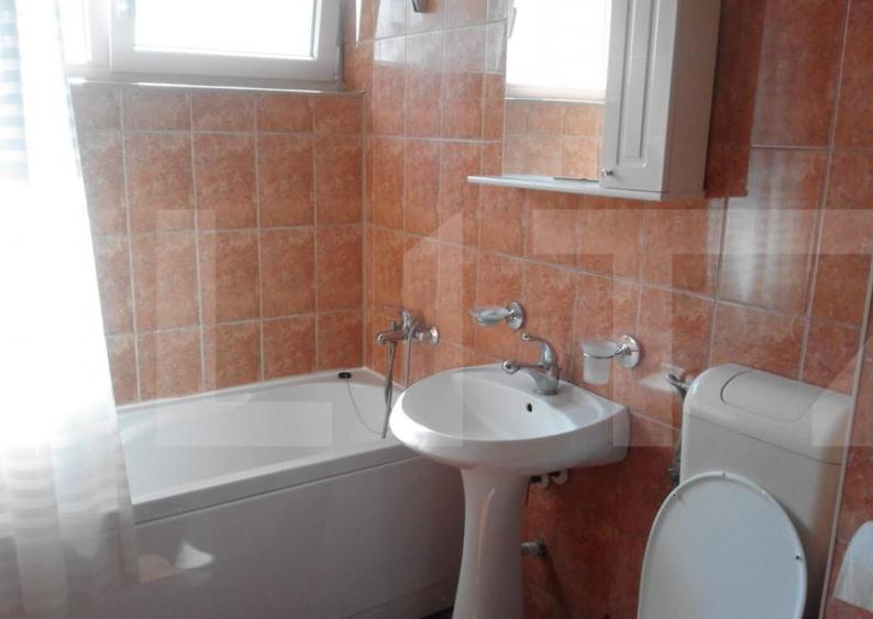 Apartament de vanzare, cu 2 camere, 48 mp, zona Soarelui - 5