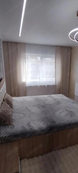 Proprietar ofer spre vanzare apartament cu 3 camere - 4