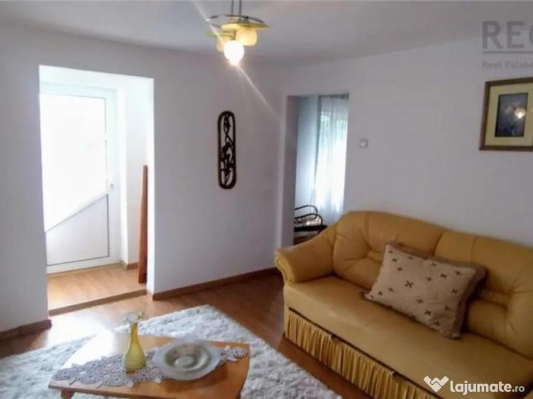 Casa renovata 4 camere cu teren 1800m Smeeni - 1