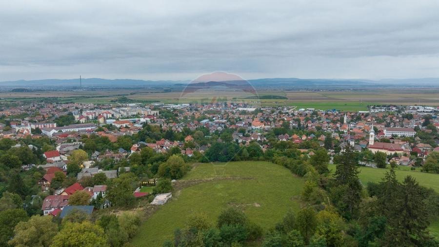 Proiect autorizat (AC) pentru constructia a 2 vile individuale P+M - 6