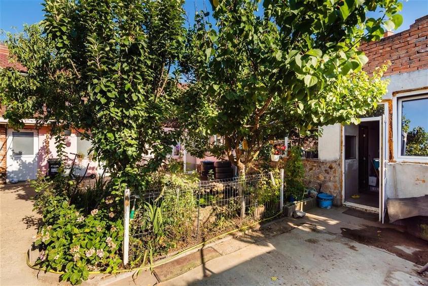 RECO Casa de vanzare cu mansarda la 2 minute de Lotus - 16