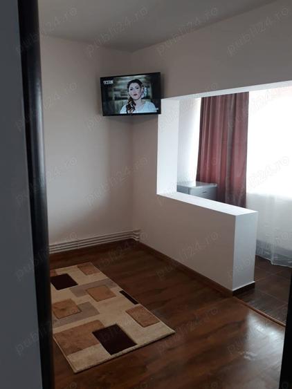 gsrsoniera centrala et 4,str gen dragalina,schimb cu ap 2 sau 3 cam central,ofer difer - 5