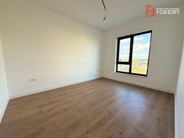 Duplex cu 5 camere de vanzare in localitatea Dumbravita - 22