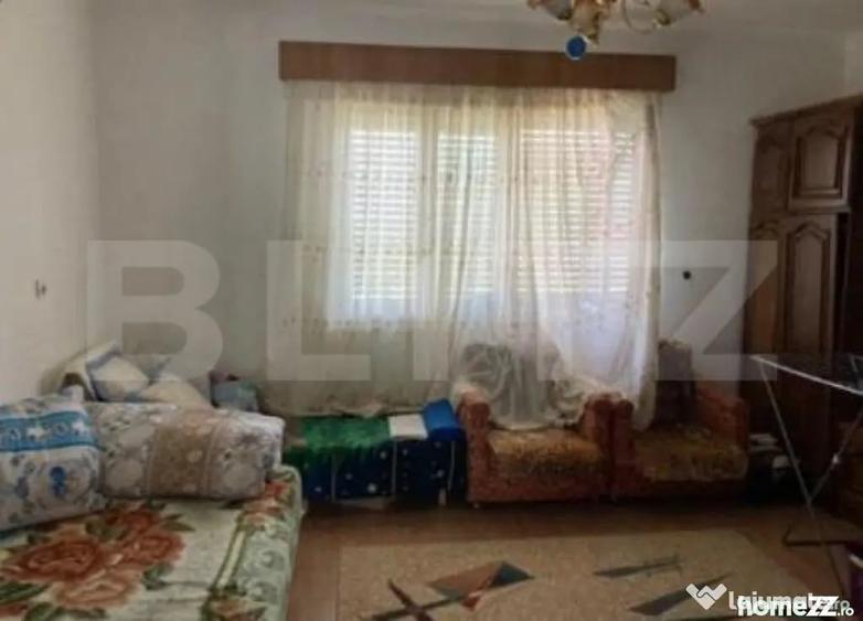 Casă cu 6 camere cu Teren 1000 Mp în Central