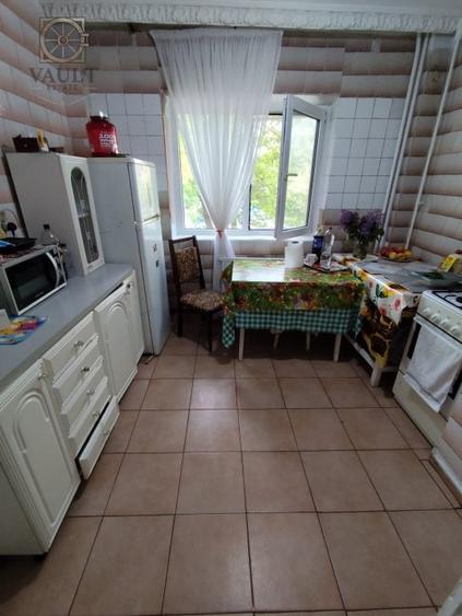 APARTAMENT 2 CAMERE-RAHOVA-MISCA PETRE-SEMIDECOMANDAT-ETAJ 1/8 - 4