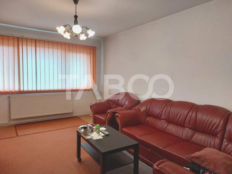 Apartament cu 2 camere decomandat, mobilat în Mihai Viteazul