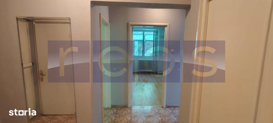 Apartament cu 3 camere decomandat în Tineretului