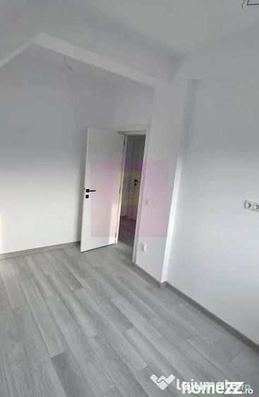 Casă cu 4 camere cu Teren 450 Mp în Brebu