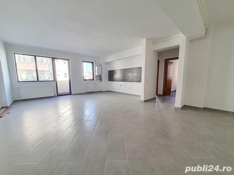 Apartament cu 3 camere decomandat în Găvana