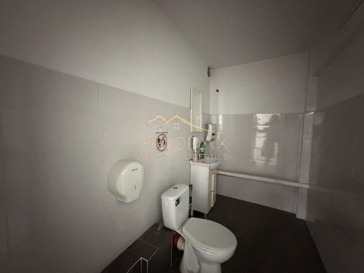 Casă individuală cu 10 camere cu Canalizare în Cotroceni